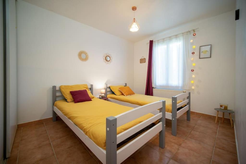 Appartement Tout Equipe Terrasse Et Parking Prive Marseilles Buitenkant foto